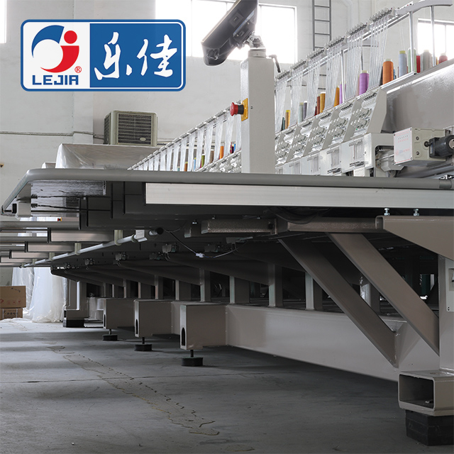 23 Heads China Domestic Industrial Embroidery Machine